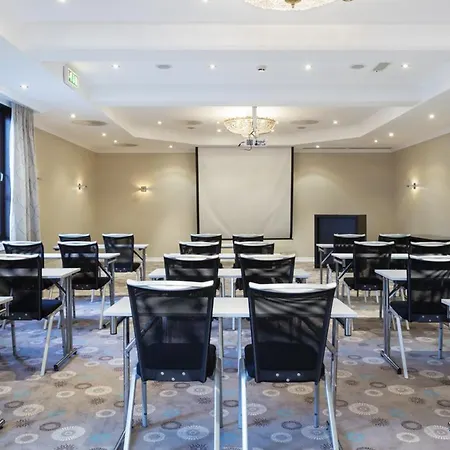 Scandic Park 4*